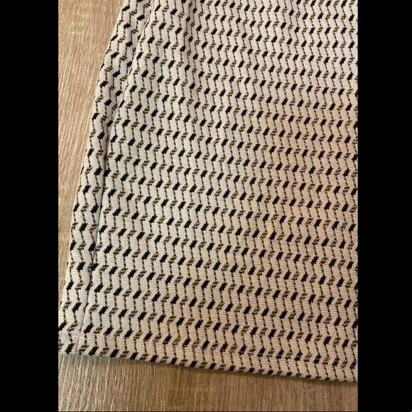 Dress - Picture 3 of 6